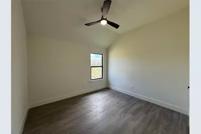 209 Comfort Drive, Godley, TX 76044 - Photo 8