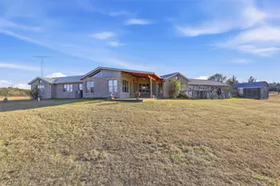 818 Co Rd 104, Bluff Dale, TX 76433 - Photo 32