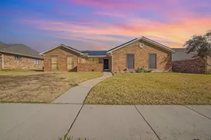 913 Sandhurst Dr, Plano, TX 75025 - Photo 6