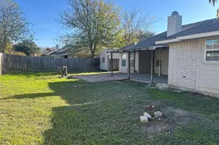 208 Pearl Dr, Hewitt, TX 76643 - Photo 16