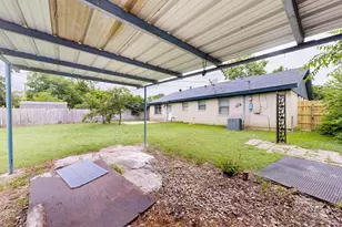 1230 McDonald Dr, Garland, TX 75041 - Photo 28