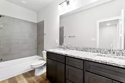 1832 E Broadway Avenue, Fort Worth, TX 76104 - Photo 6