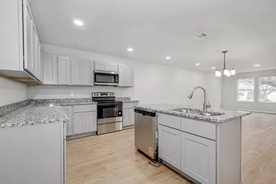 1128 E Broadway Avenue, Fort Worth, TX 76104 - Photo 32