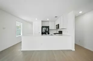 3913 Eufaula Dr, Sherman, TX 75090 - Photo 4