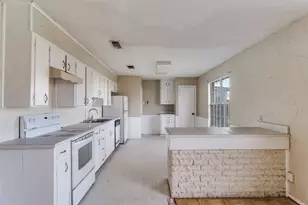 1036 Angela Ct, Everman, TX 76140 - Photo 4