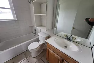 843 Harbor Dr, Lewisville, TX 75057 - Photo 8