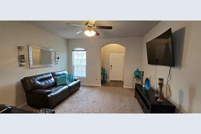 1429 Gallina Trail, Fort Worth, TX 76119 - Photo 2