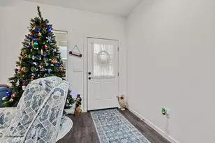 501 E 15th St, Bonham, TX 75418 - Photo 4