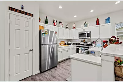 501 E 15th Street, Bonham, TX 75418 - Photo 10