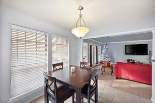 2333 Jenson Cir, Fort Worth, TX 76112 - Photo 16