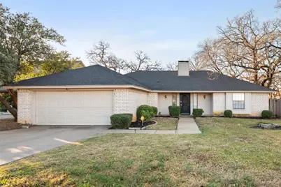 2333 Jenson Circle, Fort Worth, TX 76112 - Photo 2