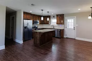 302 E Washington St, Alvord, TX 76225 - Photo 20