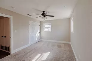 302 E Washington St, Alvord, TX 76225 - Photo 12