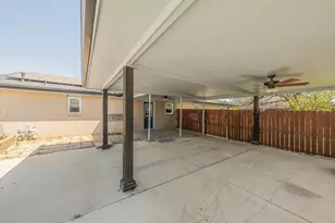 302 E Washington St, Alvord, TX 76225 - Photo 34