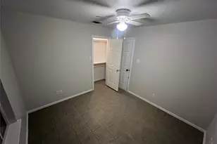 202 Blue Bell Ct, Weatherford, TX 76088 - Photo 12