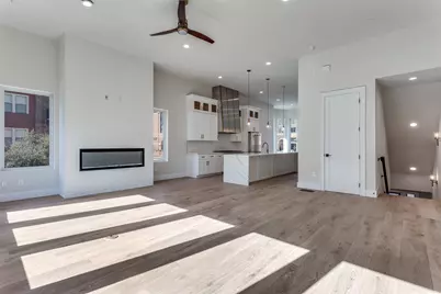 250 E Dallas Road #114, Grapevine, TX 76051 - Photo 10