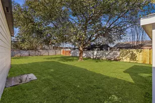 3921 Sheraton Dr, Dallas, TX 75227 - Photo 24