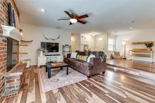 2501 Briarcliff Dr, Irving, TX 75062 - Photo 12