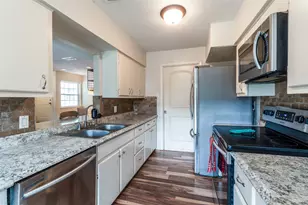 2501 Briarcliff Dr, Irving, TX 75062 - Photo 18