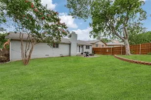 2501 Briarcliff Dr, Irving, TX 75062 - Photo 30