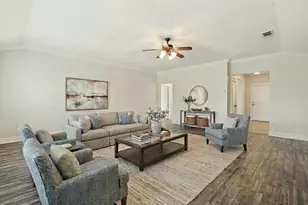 113 Redbud Ln, Weatherford, TX 76086 - Photo 6