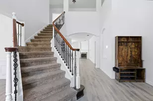 3601 Sandhurst Dr, Flower Mound, TX 75022 - Photo 8