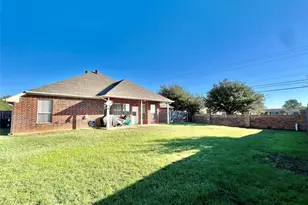 9220 Edgemont Dr, North Richland Hills, TX 76182 - Photo 28