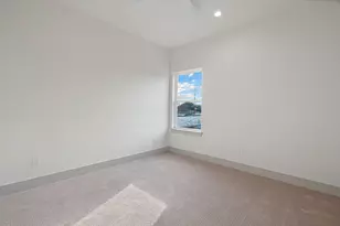 3812 E Port Ridglea Ct, Granbury, TX 76049 - Photo 20