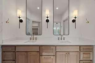 3812 E Port Ridglea Ct, Granbury, TX 76049 - Photo 16