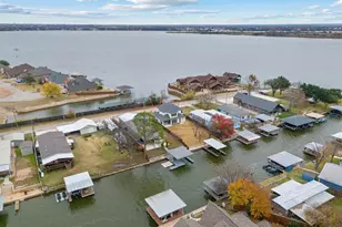 3812 E Port Ridglea Ct, Granbury, TX 76049 - Photo 34