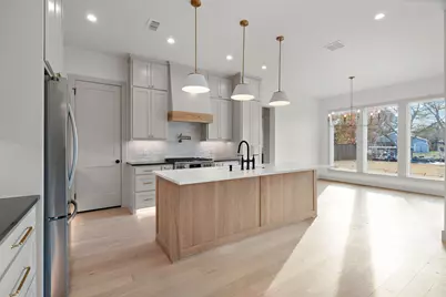 3812 E Port Ridglea Court, Granbury, TX 76049 - Photo 6