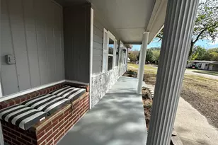 5709 Truelson Dr, Fort Worth, TX 76134 - Photo 2