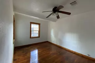 5709 Truelson Dr, Fort Worth, TX 76134 - Photo 10