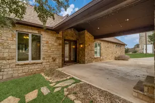 7033 W Hells Gate Dr, Strawn, TX 76475 - Photo 10