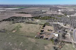 2084 Broken Arrow Ln, McKinney, TX 75071 - Photo 16