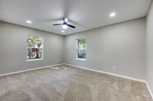 609 W Owings St, Denison, TX 75020 - Photo 10