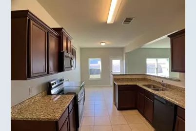 312 Magnolia Drive, Princeton, TX 75407 - Photo 2