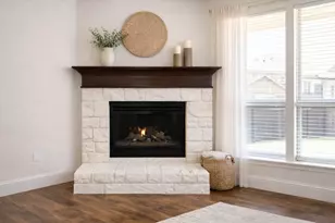 620 Calliopsis St, Little Elm, TX 75068 - Photo 6