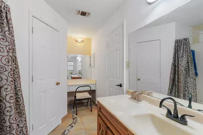 621 Royal Valley Road, Grand Prairie, TX 75052 - Photo 20