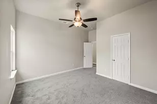 200 Ave B, Ennis, TX 75119 - Photo 14