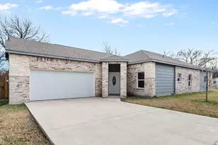 200 Ave B, Ennis, TX 75119 - Photo 20
