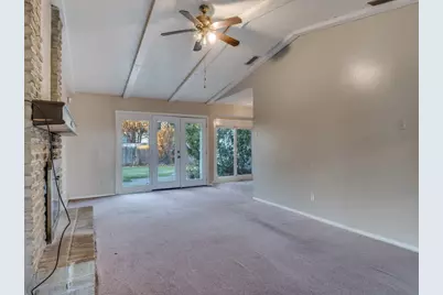 2013 Snowmass Lane, Garland, TX 75044 - Photo 6