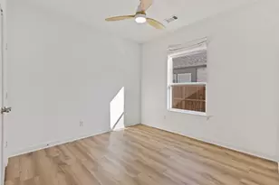 1825 Pelham Dr, Aubrey, TX 76227 - Photo 20