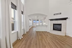 1825 Pelham Dr, Aubrey, TX 76227 - Photo 4