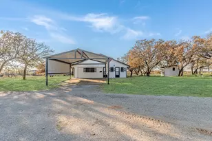 1061 Carnagie Rd, Poolville, TX 76487 - Photo 4