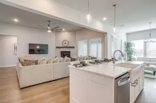 1800 Flowerfield Ln, Mansfield, TX 76063 - Photo 16