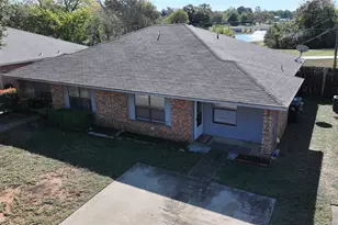 2546 Windy Pine Ln, Arlington, TX 76015 - Photo 4