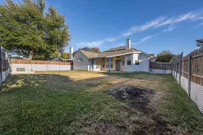 729 Claridge Drive, Arlington, TX 76018 - Photo 36