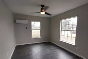 403 E Sears St, Denison, TX 75021 - Photo 6
