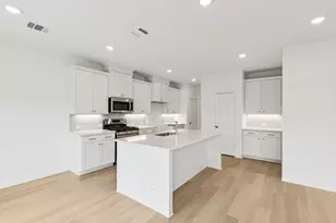 3737 Pierce Ln, Grand Prairie, TX 75052 - Photo 8